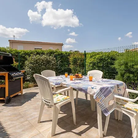 Amphoria By Pom, Terrasse, Parking